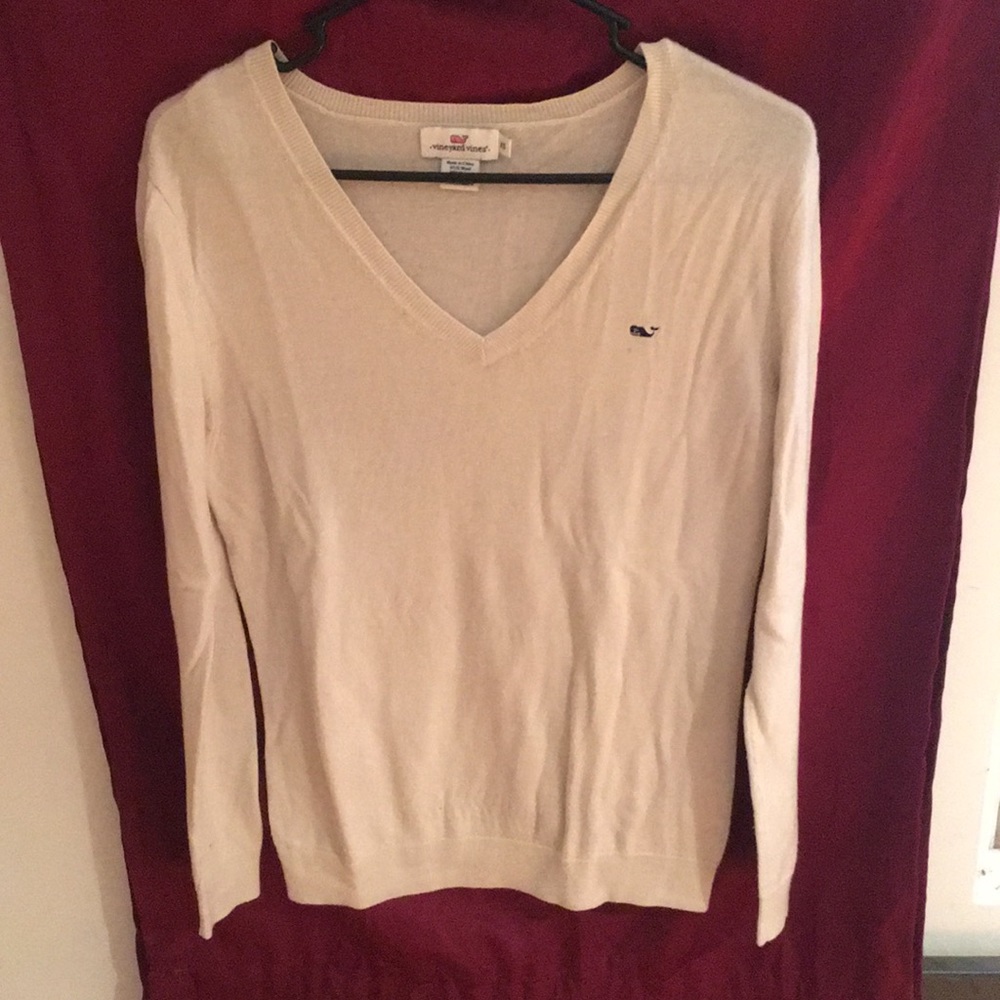 Vineyard vines v neck sweater